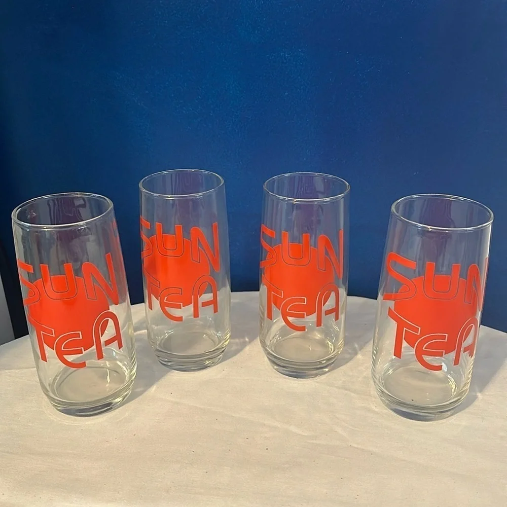 Vintage Sun Tea Set of 4 Large Red Orange Dot Sun Tea Logo Glasses 8” Tall
